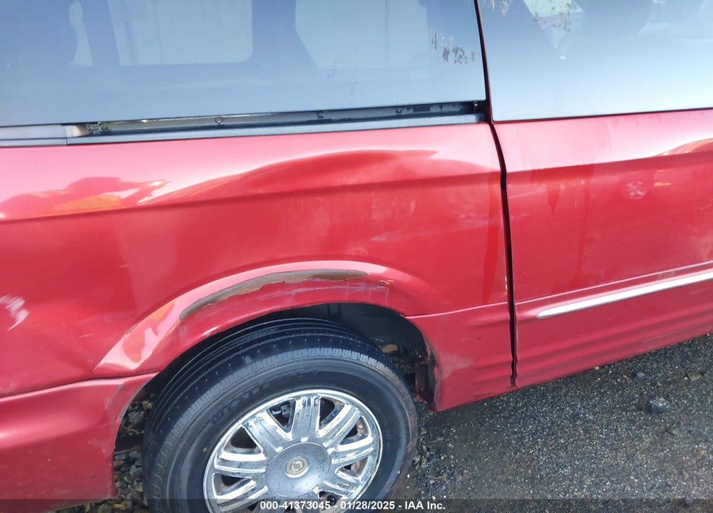 2004 CHRYSLER TOWN & COUNTRY LIMITED VIN: 2C8GP64L24R521331