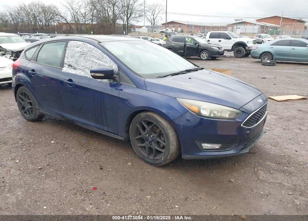 2016 FORD FOCUS SE VIN: 1FADP3K22GL313529