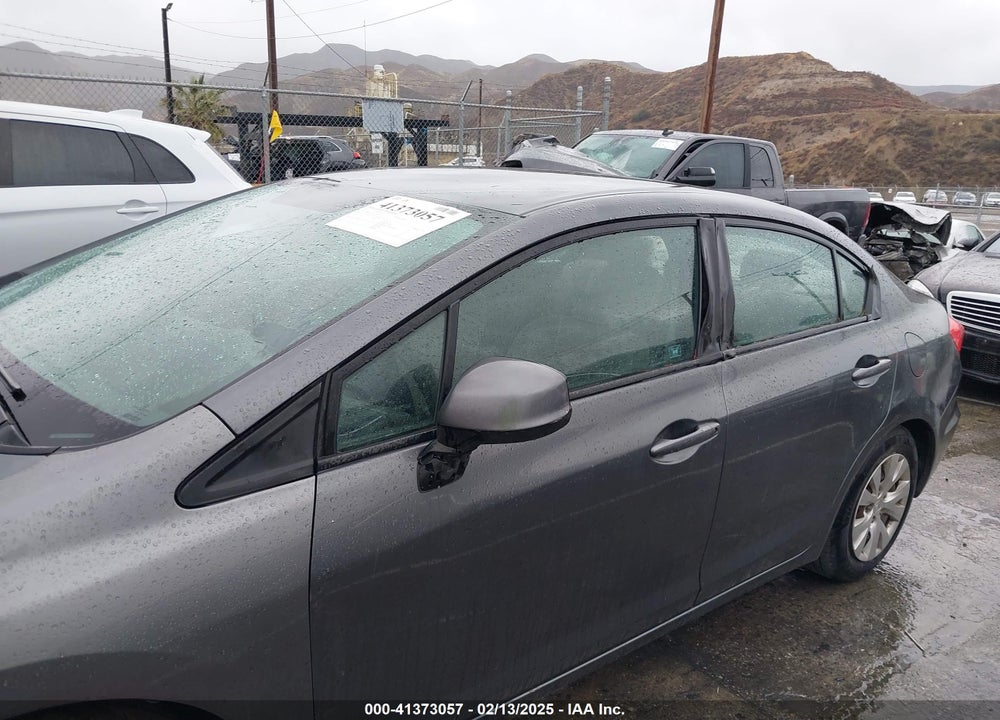 2012 HONDA CIVIC SDN LX VIN: 19XFB2F5XCE363145