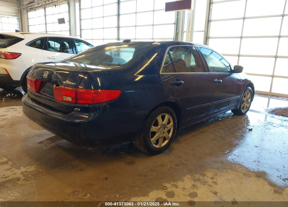 2005 HONDA ACCORD 3.0 EX VIN: 1HGCM66545A022318
