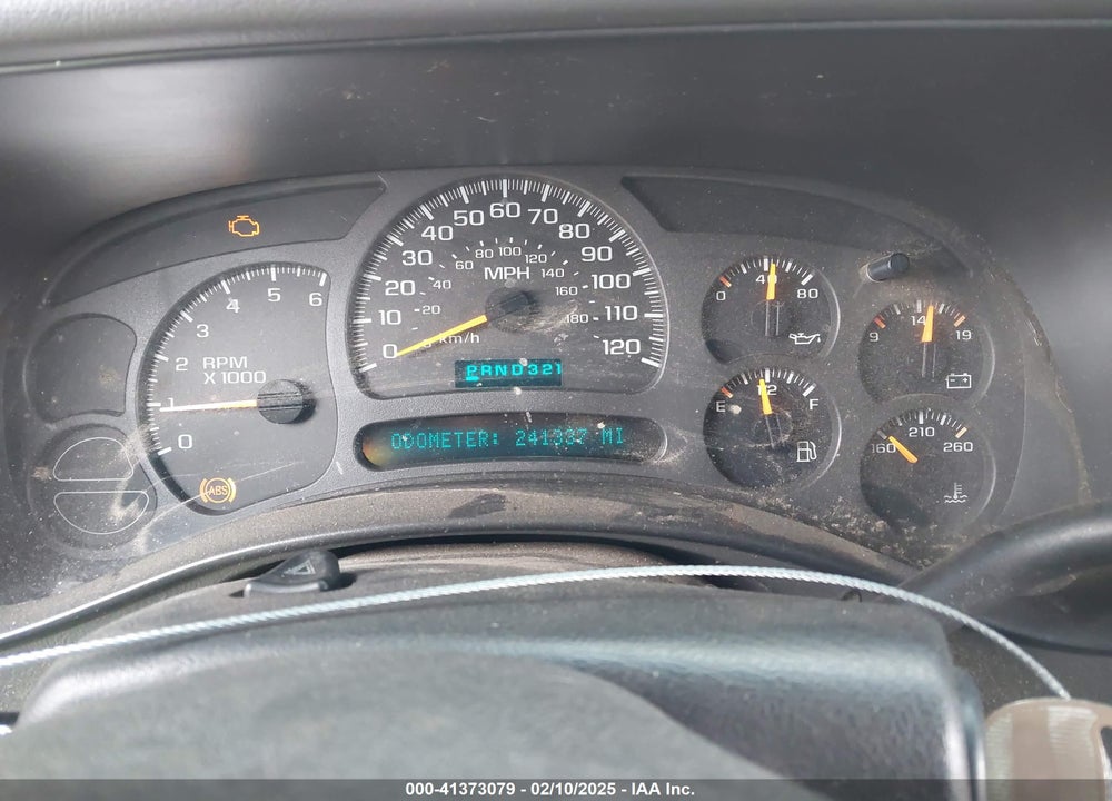 2003 CHEVROLET SILVERADO 1500 LS VIN: 2GCEC19V231358663