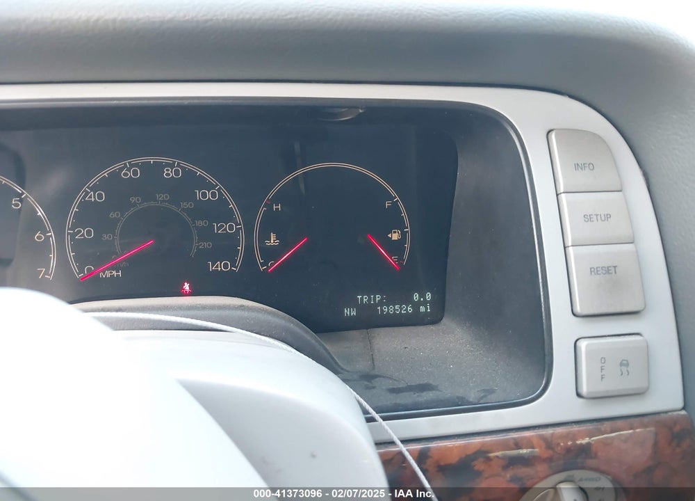 2004 LINCOLN NAVIGATOR VIN: 5LMFU28R24LJ30047