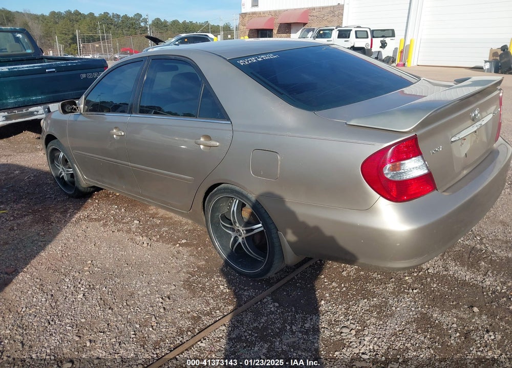 2002 TOYOTA CAMRY LE VIN: 4T1BE32K22U549085