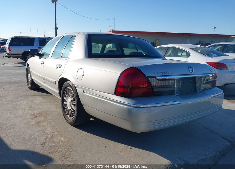 2008 MERCURY GRAND MARQUIS LS VIN: 2MEFM75V38X633728