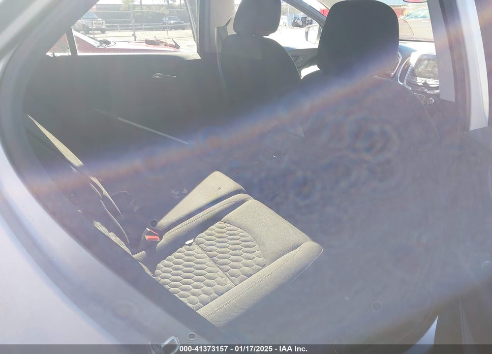 2018 CHEVROLET EQUINOX LT VIN: 2GNAXJEV7J6128178