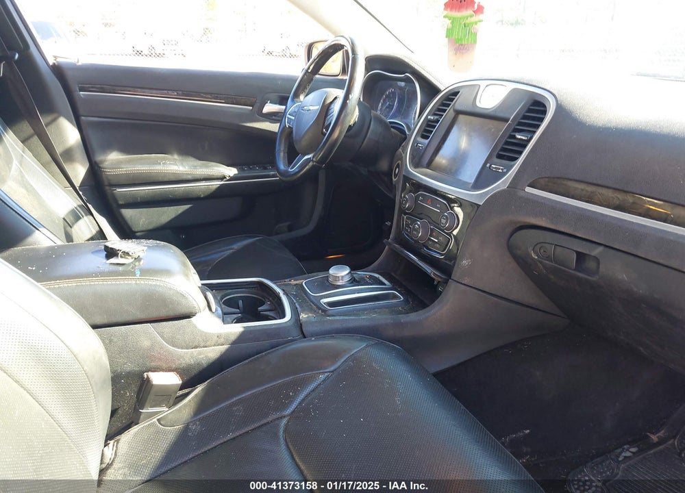2016 CHRYSLER 300C VIN: 2C3CCAEGXGH319920
