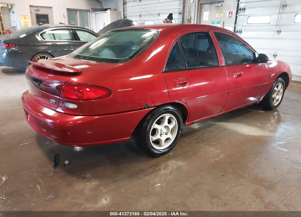 1998 FORD ESCORT SE VIN: 1FAFP13P7WW287272