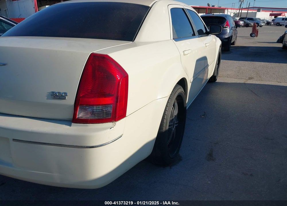 2005 CHRYSLER 300 TOURING VIN: 2C3JA53G15H139021