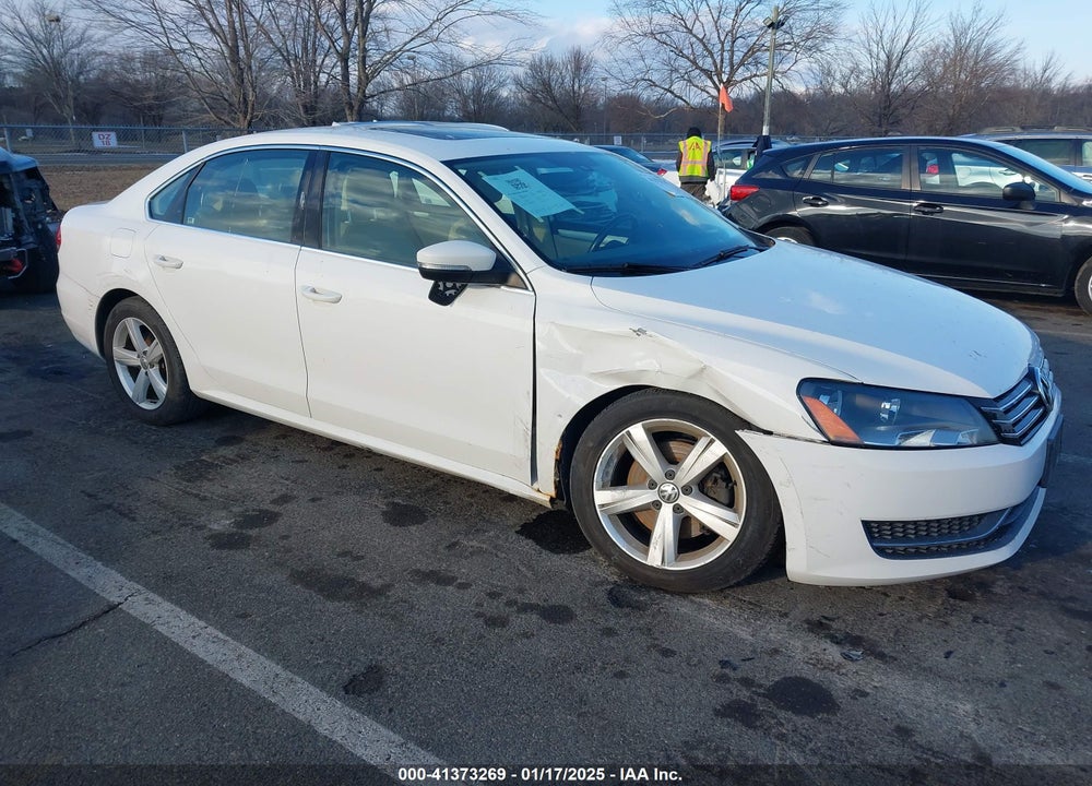 2013 VOLKSWAGEN PASSAT VIN: 1VWBP7A3XDC054803