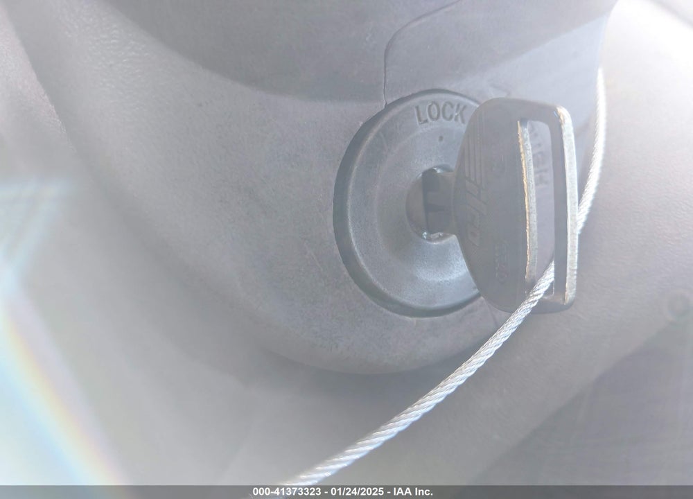 2002 TOYOTA ECHO VIN: JTDBT123520223389