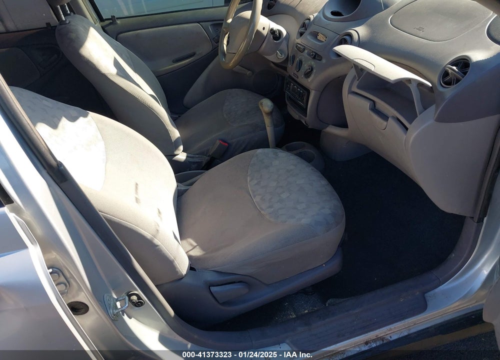 2002 TOYOTA ECHO VIN: JTDBT123520223389