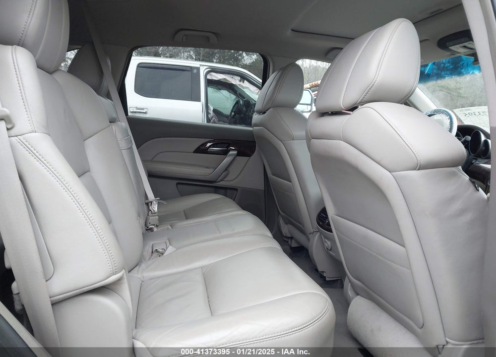 2011 ACURA MDX TECHNOLOGY PACKAGE VIN: 2HNYD2H65BH517878