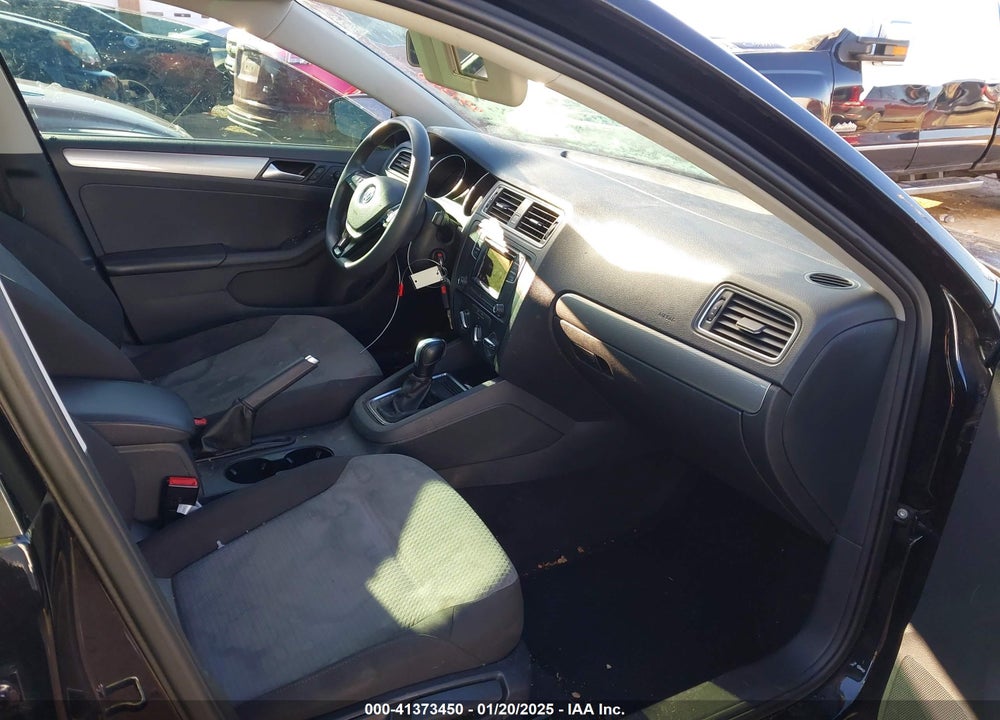 2017 VOLKSWAGEN JETTA VIN: 3VW2B7AJ6HM297669