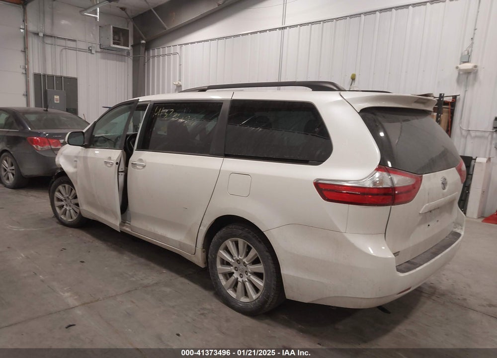 2017 TOYOTA SIENNA XLE 7 PASSENGER VIN: 5TDDZ3DC5HS162874