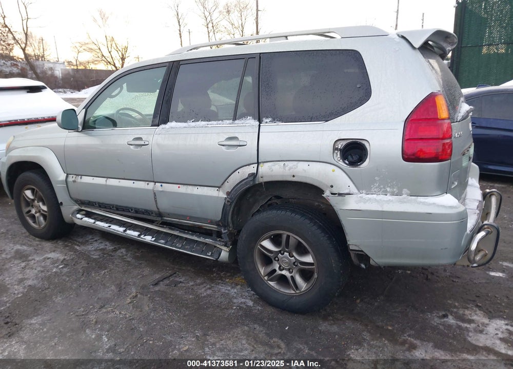 2004 LEXUS GX 470 VIN: JTJBT20X240028121