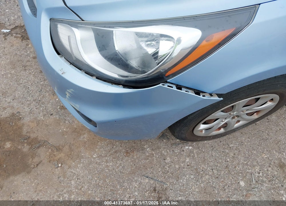 2013 HYUNDAI ACCENT GS VIN: KMHCT5AE1DU122582