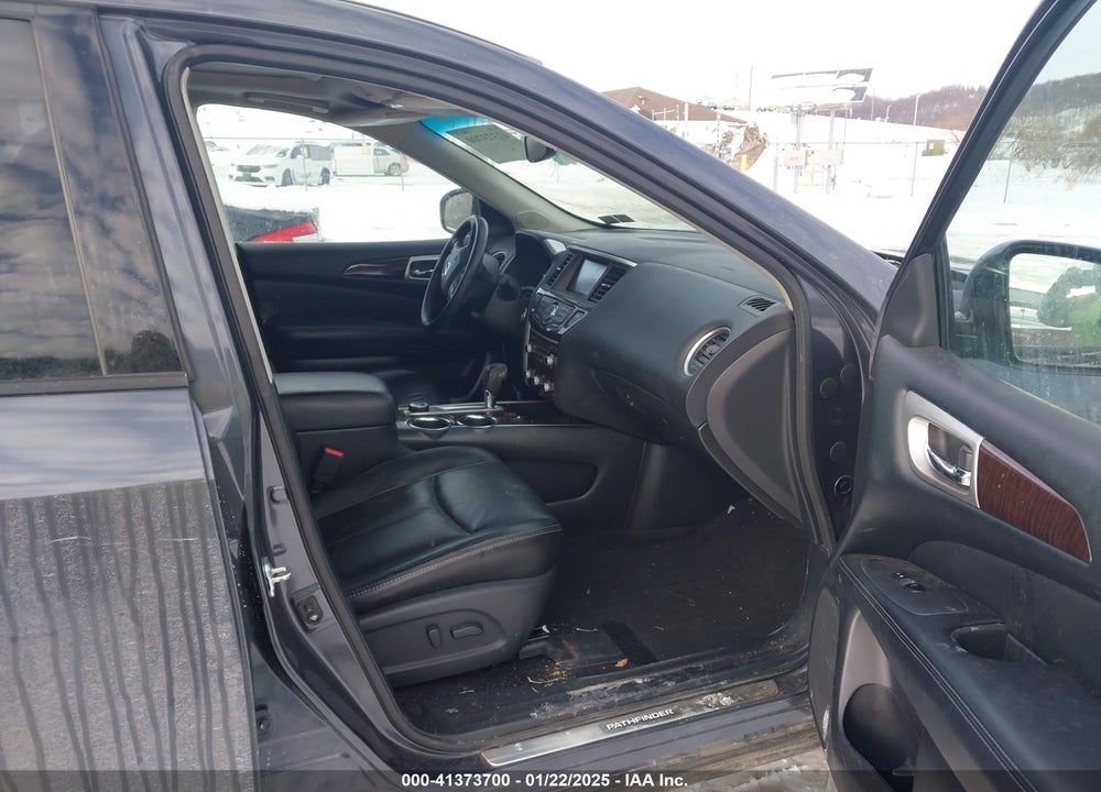 2013 NISSAN PATHFINDER SL VIN: 5N1AR2MMXDC608885
