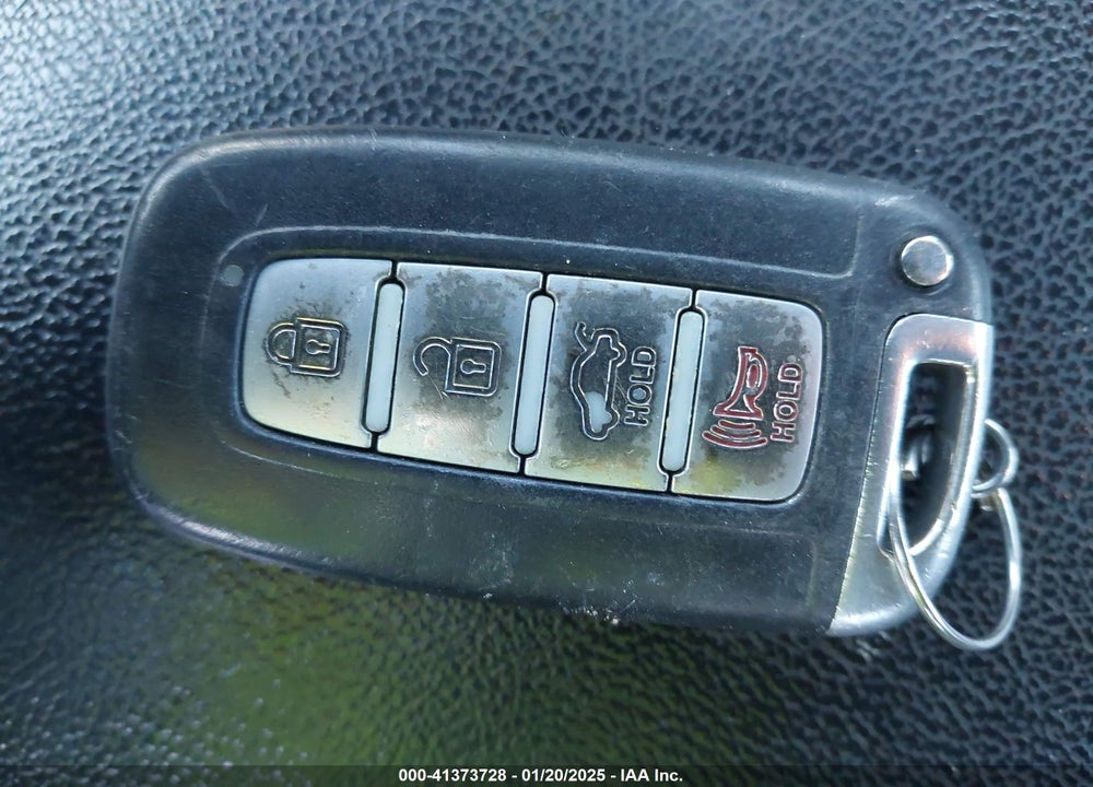 2013 HYUNDAI SONATA HYBRID VIN: KMHEC4A43DA093923