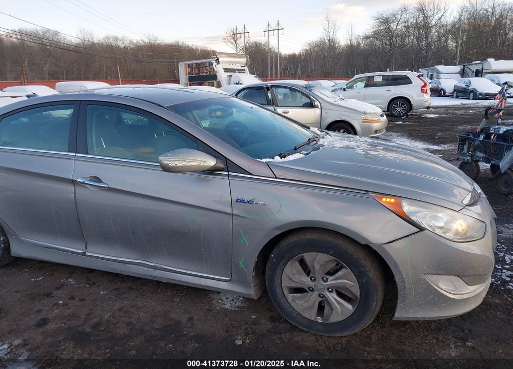 2013 HYUNDAI SONATA HYBRID VIN: KMHEC4A43DA093923