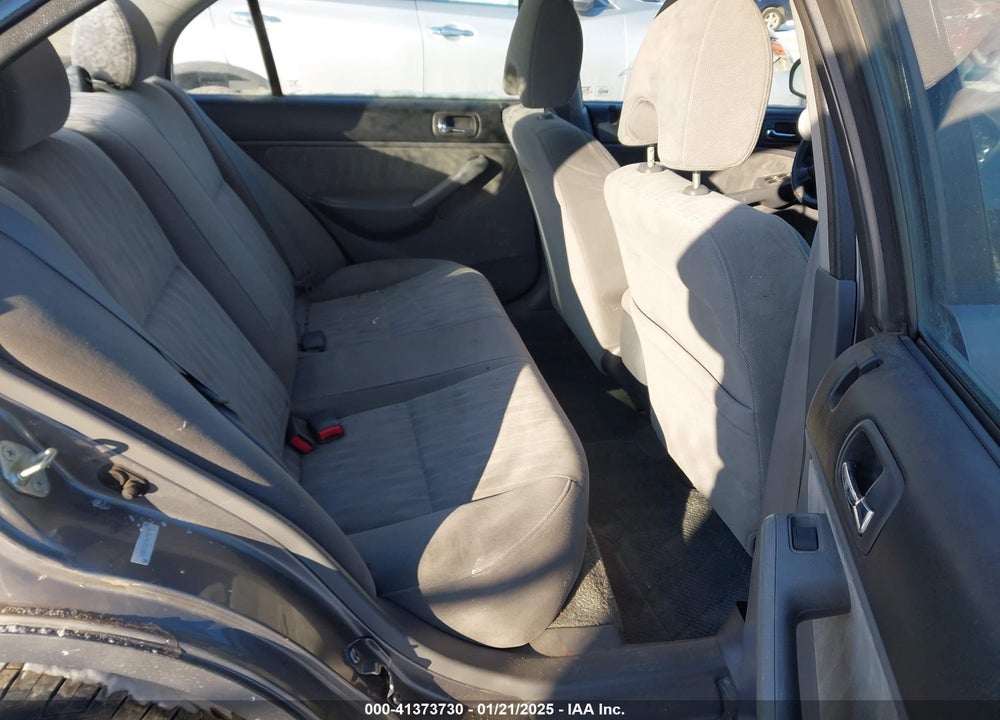 2005 HONDA CIVIC LX VIN: 1HGES16575L026739