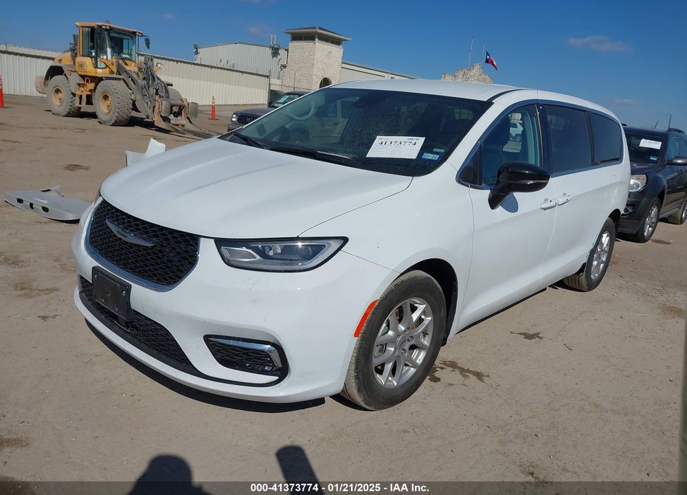2024 CHRYSLER PACIFICA TOURING L VIN: 2C4RC1BG5RR120118