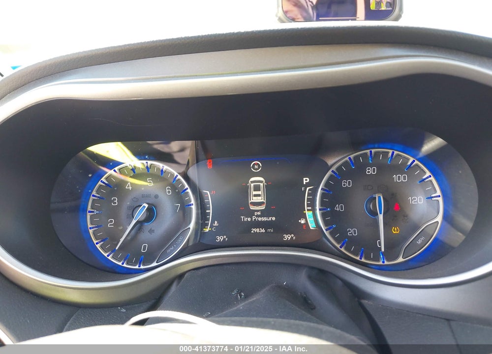 2024 CHRYSLER PACIFICA TOURING L VIN: 2C4RC1BG5RR120118
