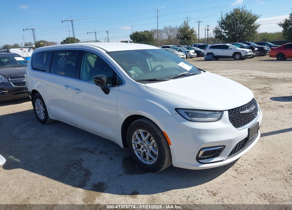 2024 CHRYSLER PACIFICA TOURING L VIN: 2C4RC1BG5RR120118