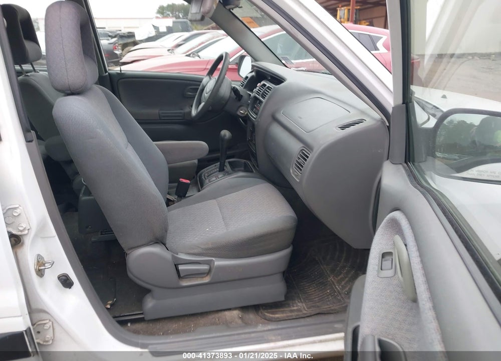 2002 CHEVROLET TRACKER HARD TOP BASE VIN: 2CNBE13C626924650