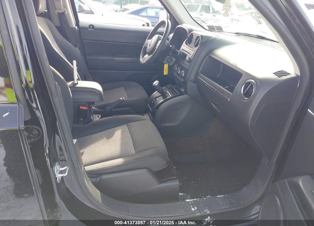 2015 JEEP PATRIOT LATITUDE VIN: 1C4NJRFB1FD376238