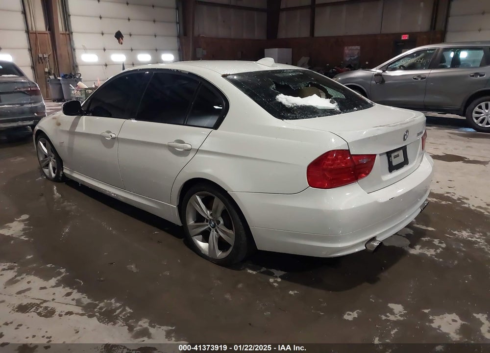 2011 BMW 335I VIN: WBAPM5G54BNN00151