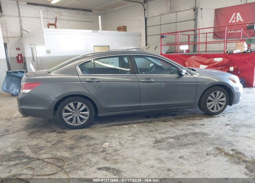 2011 HONDA ACCORD 2.4 EX VIN: 1HGCP2E75BA107490