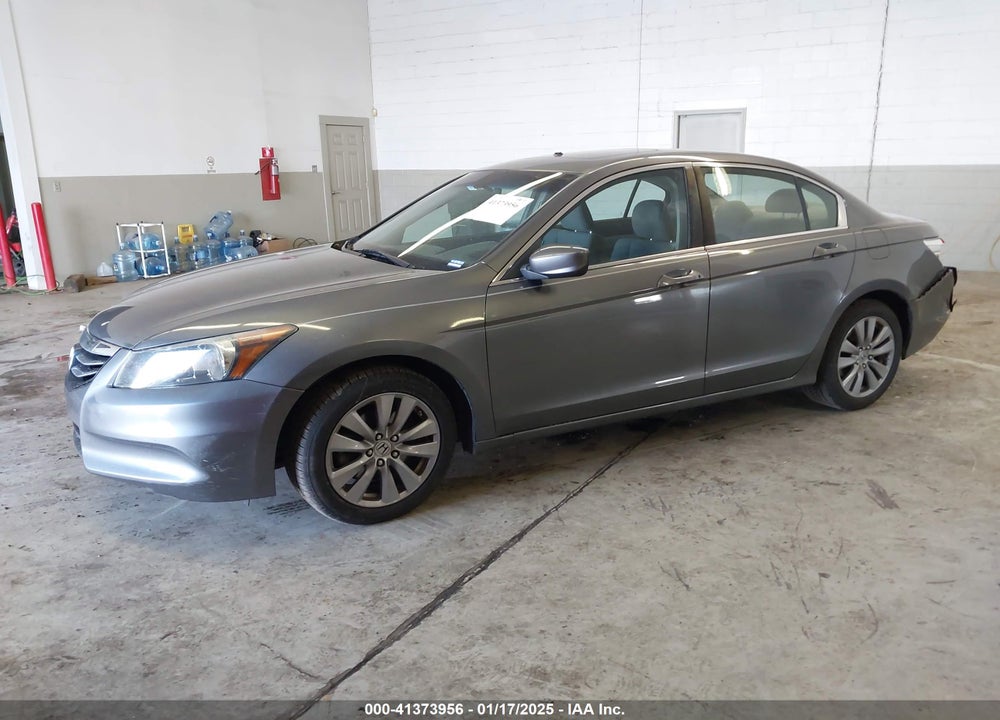2011 HONDA ACCORD 2.4 EX VIN: 1HGCP2E75BA107490