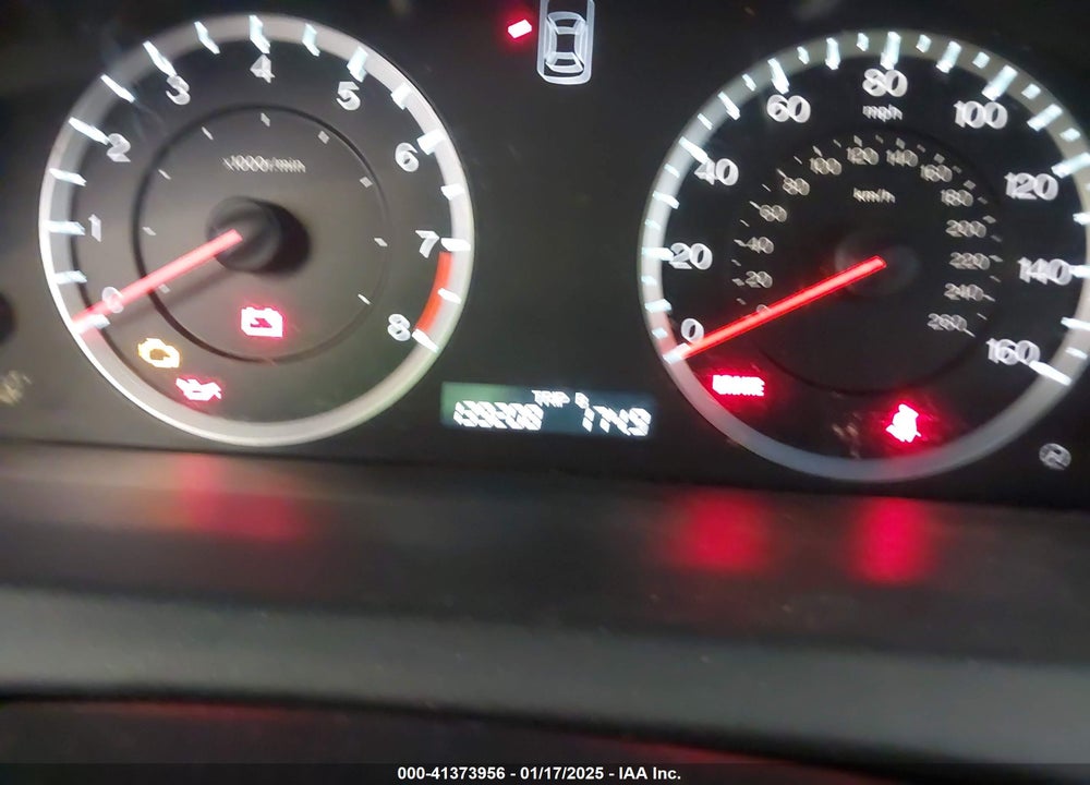 2011 HONDA ACCORD 2.4 EX VIN: 1HGCP2E75BA107490