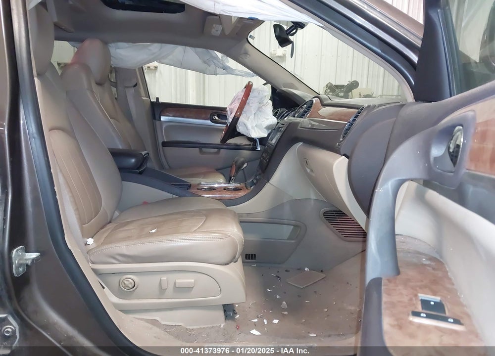 2008 BUICK ENCLAVE VIN: 5GAEV23718J267442