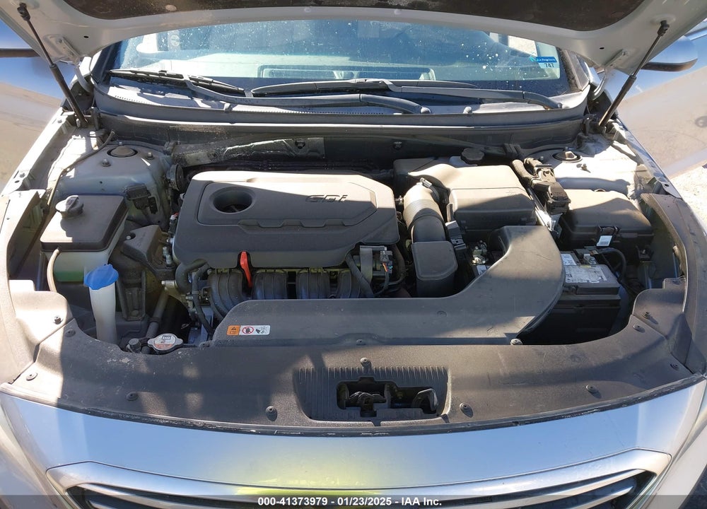2015 HYUNDAI SONATA SE VIN: 5NPE24AF8FH247837