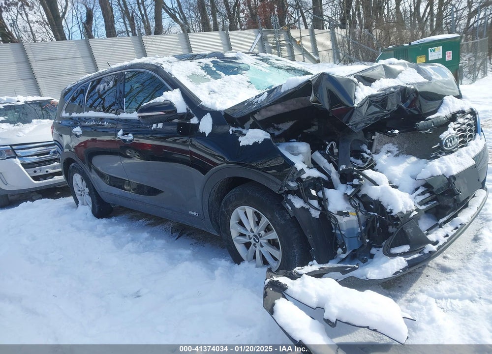 2019 KIA SORENTO 3.3L LX VIN: 5XYPGDA5XKG558947