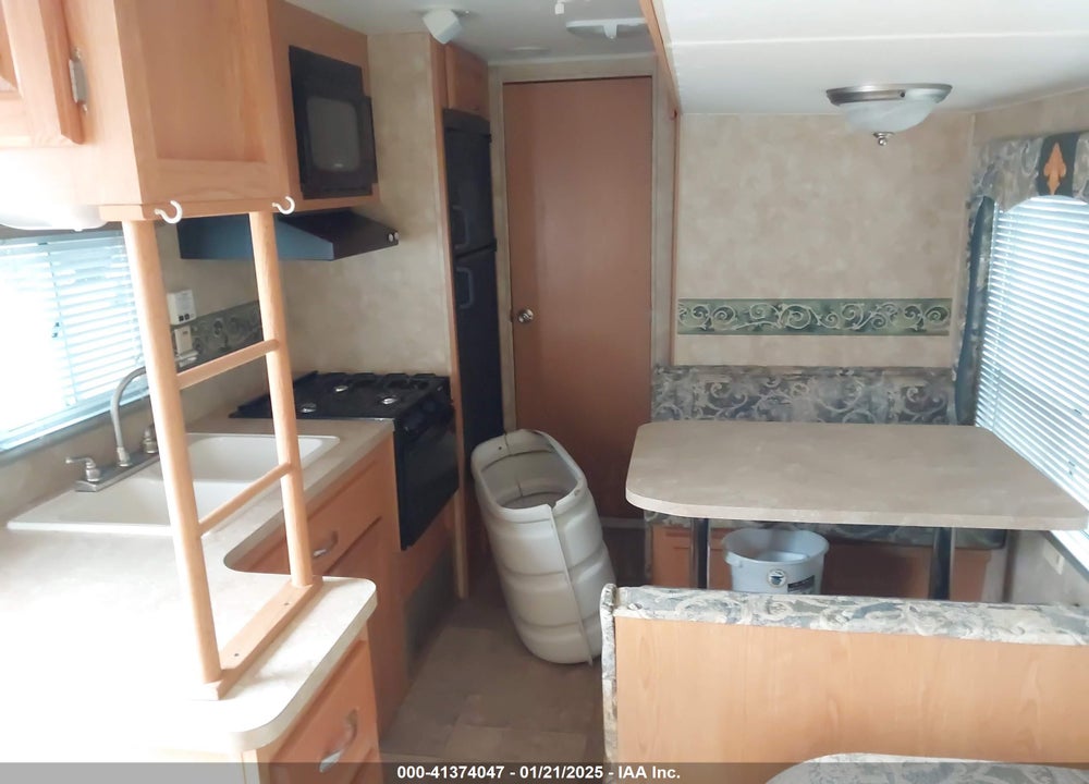 2007 COACHMEN SPIRIT OF AMERICA VIN: 1TC2B150673000678