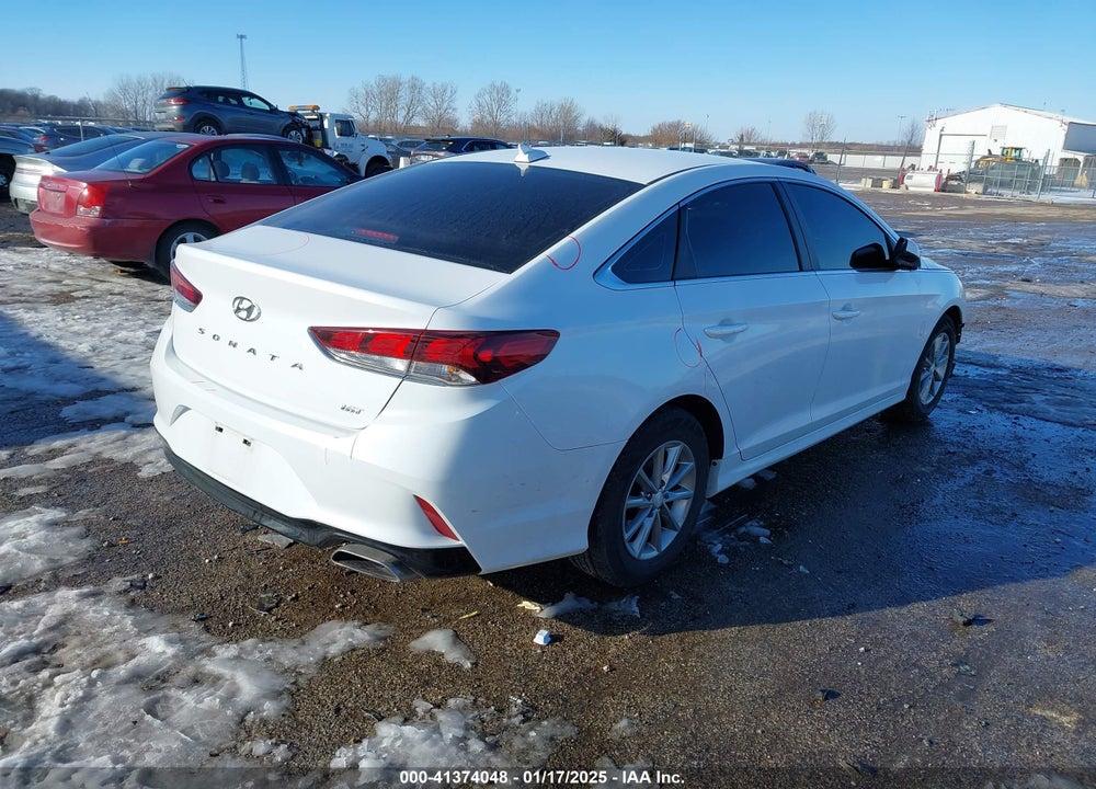 2018 HYUNDAI SONATA VIN: 5NPE24AAXJH710932