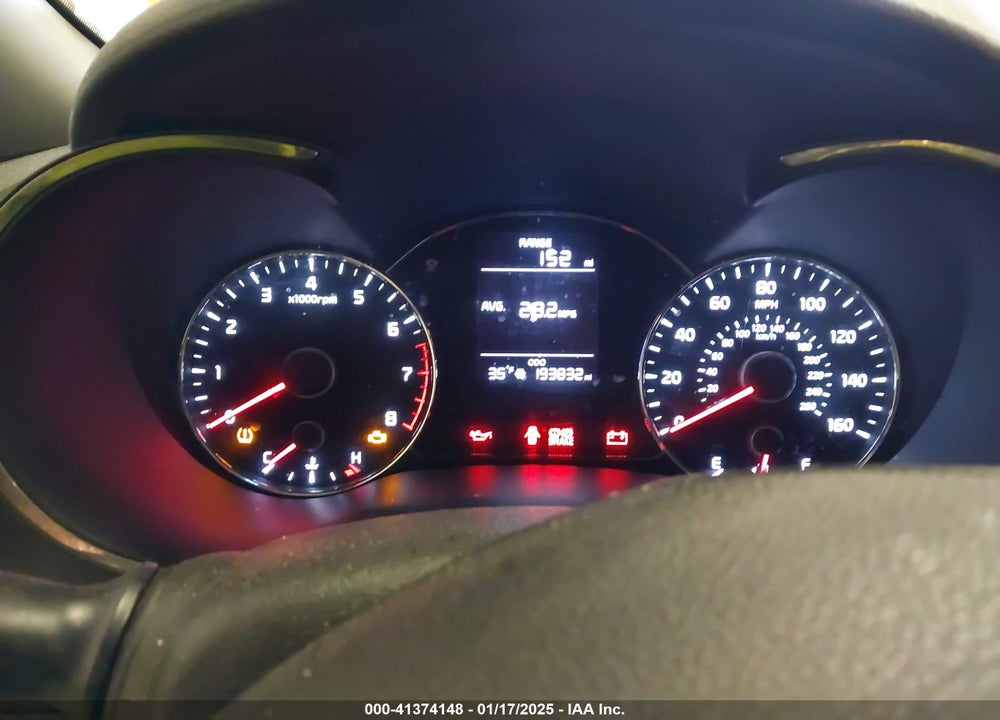 2017 KIA FORTE VIN: 3KPFK4A75HE037054