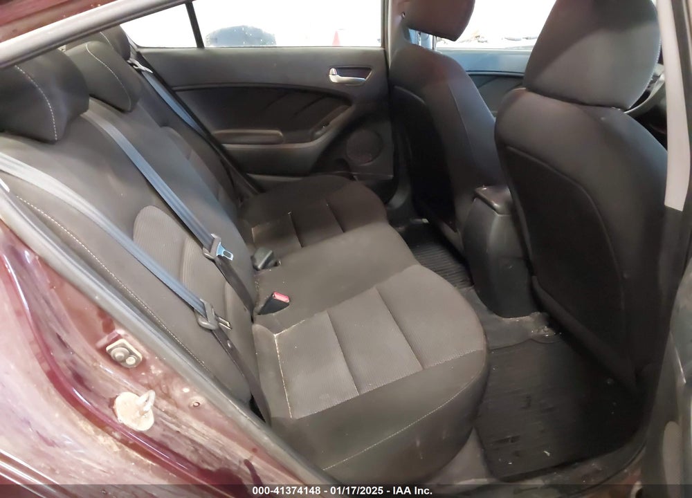 2017 KIA FORTE VIN: 3KPFK4A75HE037054