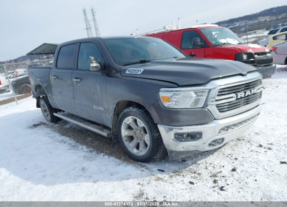 2019 RAM 1500 BIG HORN/LONE STAR 4X4 5'7 BOX VIN: 1C6SRFFTXKN697578
