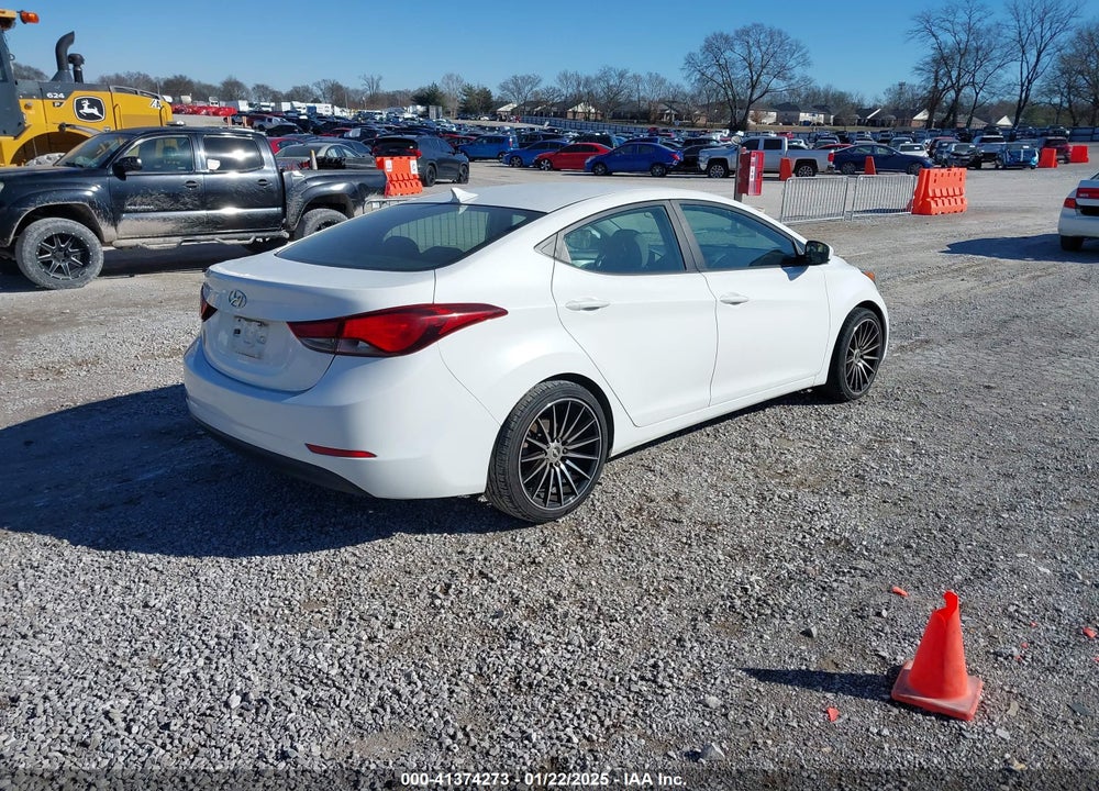 2014 HYUNDAI ELANTRA SE VIN: 5NPDH4AE3EH476586