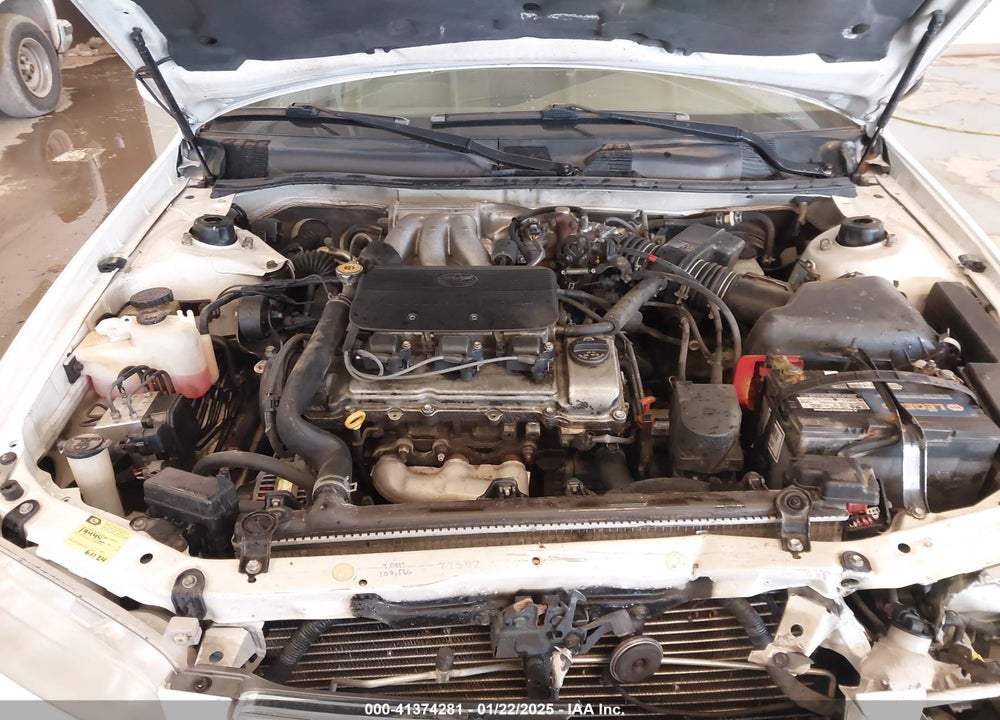 2000 TOYOTA CAMRY LE V6 VIN: 4T1BF28K5YU943011