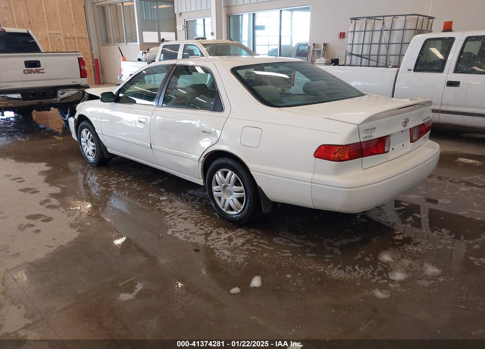 2000 TOYOTA CAMRY LE V6 VIN: 4T1BF28K5YU943011