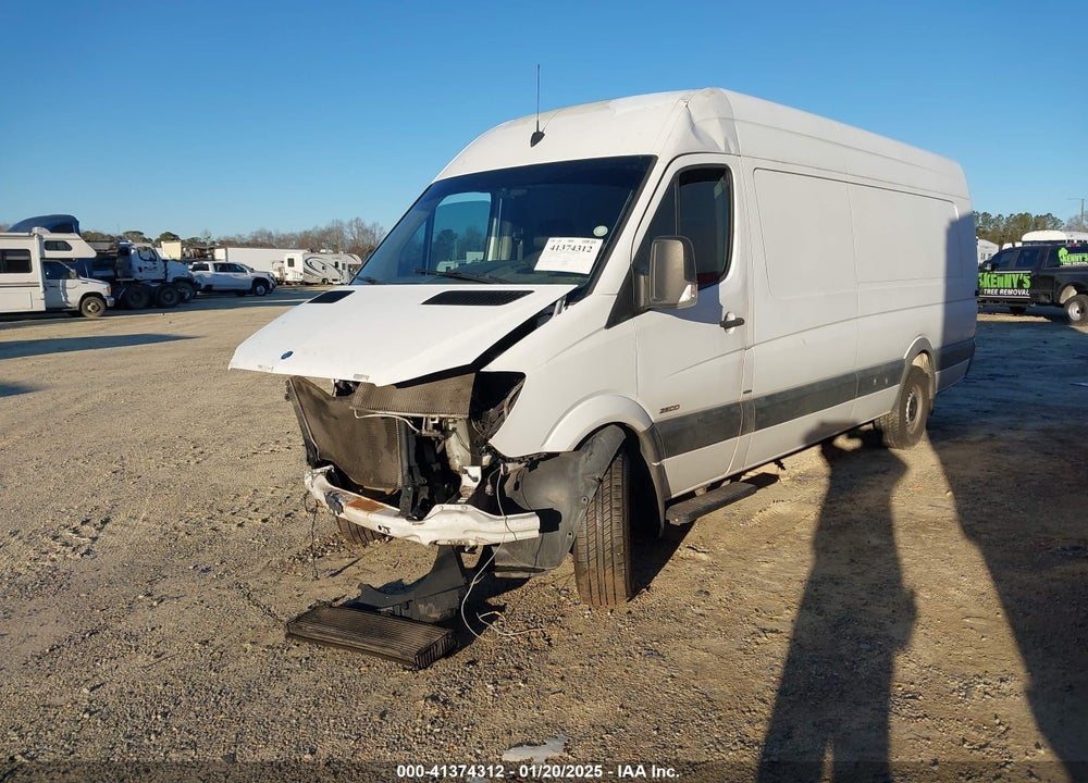 2014 MERCEDES-BENZ SPRINTER 2500 HIGH ROOF VIN: WD3PE8CC1E5832617
