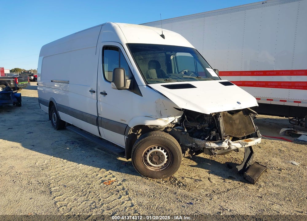 2014 MERCEDES-BENZ SPRINTER 2500 HIGH ROOF VIN: WD3PE8CC1E5832617