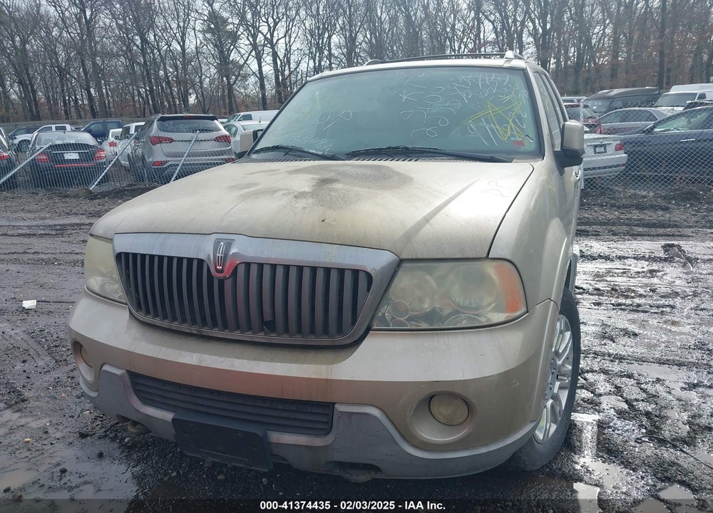 2004 LINCOLN NAVIGATOR VIN: 5LMFU28R04LJ43475
