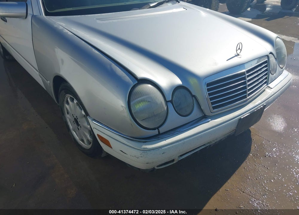 1999 MERCEDES-BENZ E 300 DIESEL VIN: WDBJF25H5XA929133