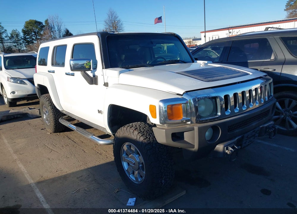2007 HUMMER H3 SUV VIN: 5GTDN13E378164119