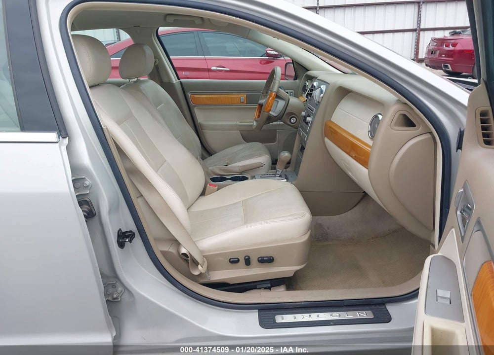 2008 LINCOLN MKZ VIN: 3LNHM26T28R653960